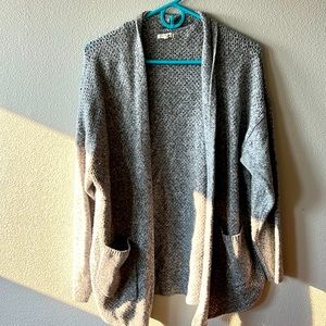Cardigan, light gray